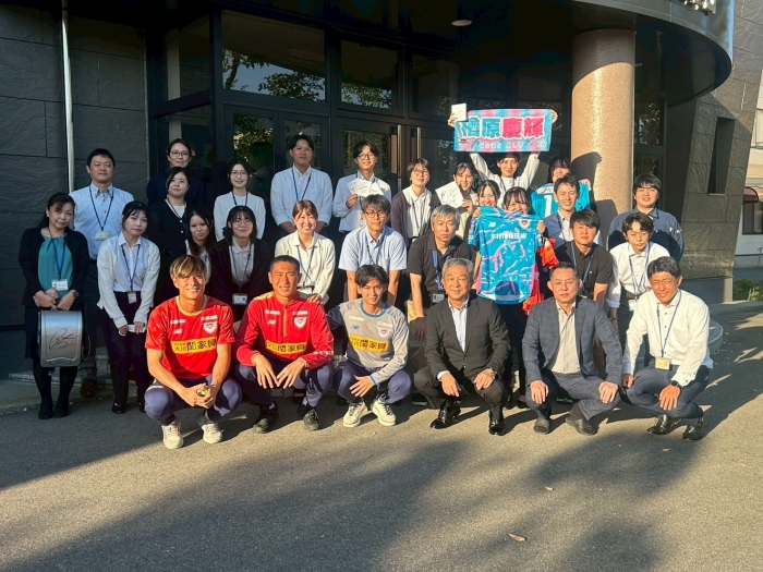 サガン鳥栖の選手が来られました。